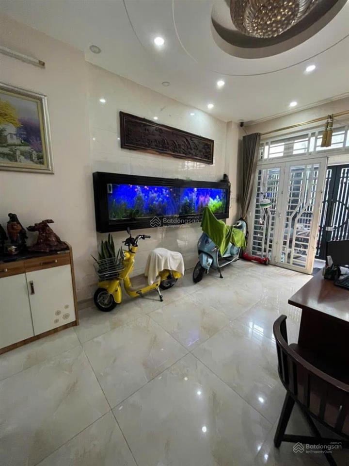 [vip] căn nhà duy nhất 4 tầng, 68m2, ngay chợ bà chiểu, giá 14,4 tỷ