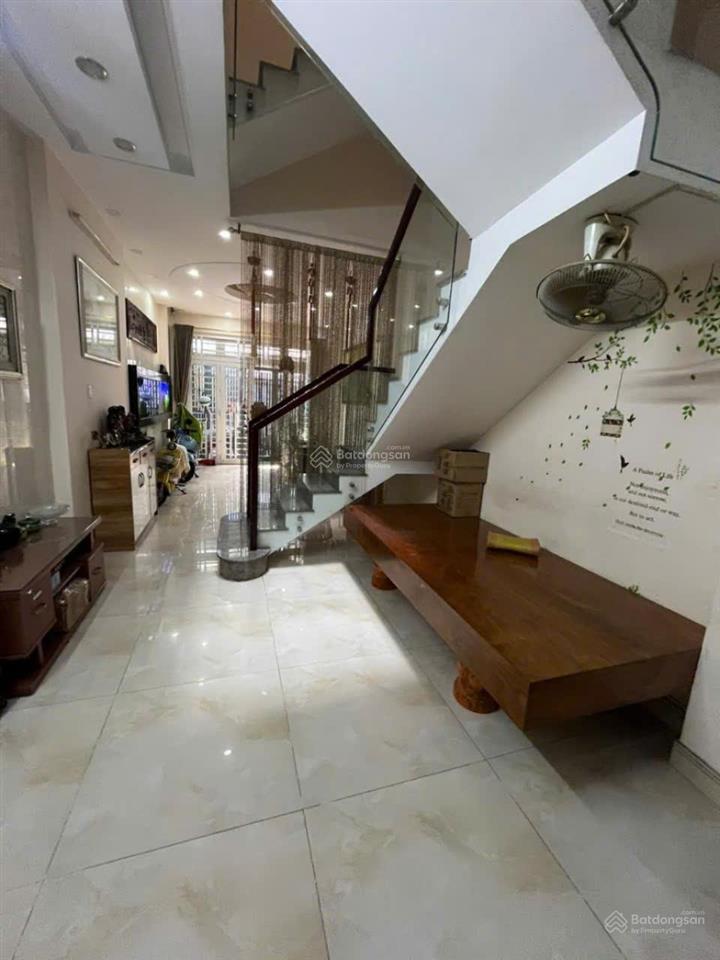 [vip] căn nhà duy nhất 4 tầng, 68m2, ngay chợ bà chiểu, giá 14,4 tỷ