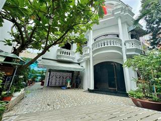 [vip] biệt thự đẳng cấp dành cho giới thượng lưu 3 tầng, 260m2, đường lâm văn bền quận 7, giá 29 tỷ