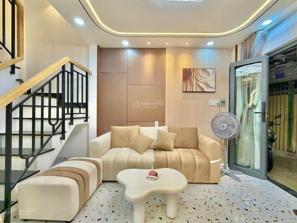 [vip] nhà dành cho gia đình 6 người gần trung tâm, gần đường nguyễn hữu cảnh, bình thạnh