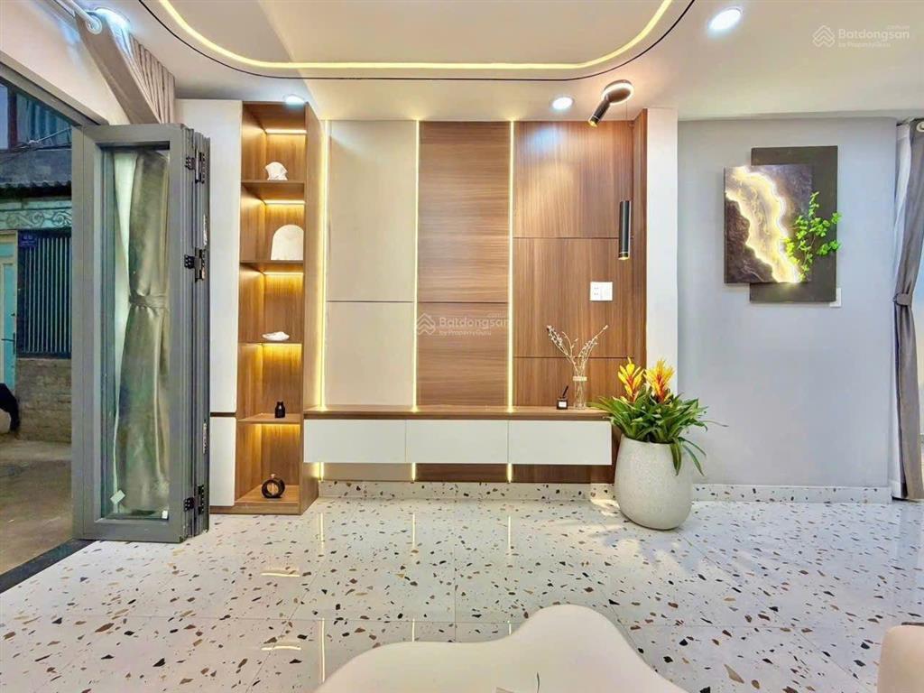 [vip] nhà dành cho gia đình 6 người gần trung tâm, gần đường nguyễn hữu cảnh, bình thạnh