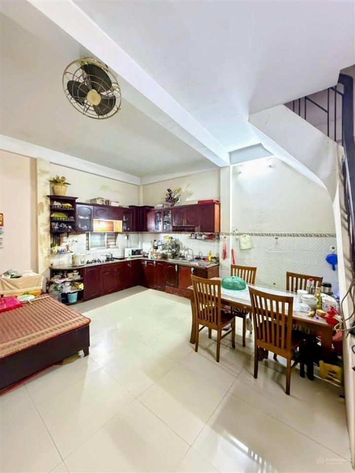 [hot] cơ hội đầu tư hiếm có  nhà ngang khủng 5.8m, dòng tiền 280 triệu/năm