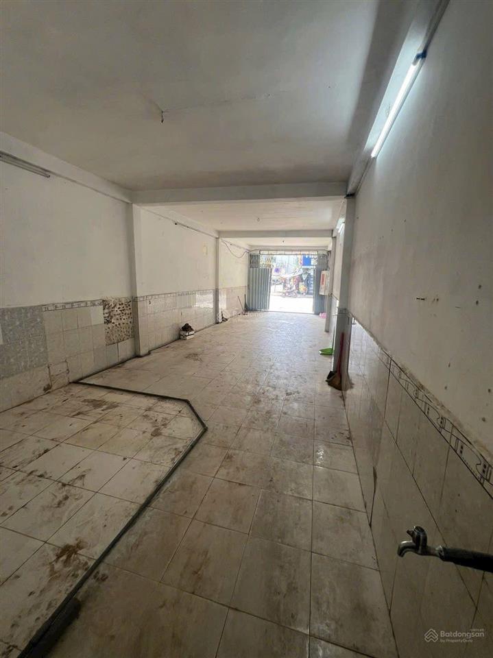 Xuất cảnh bán gấp  bán nhà mặt tiền nguyễn biểu 76.7m² 4 tầng  24.5 tỷ