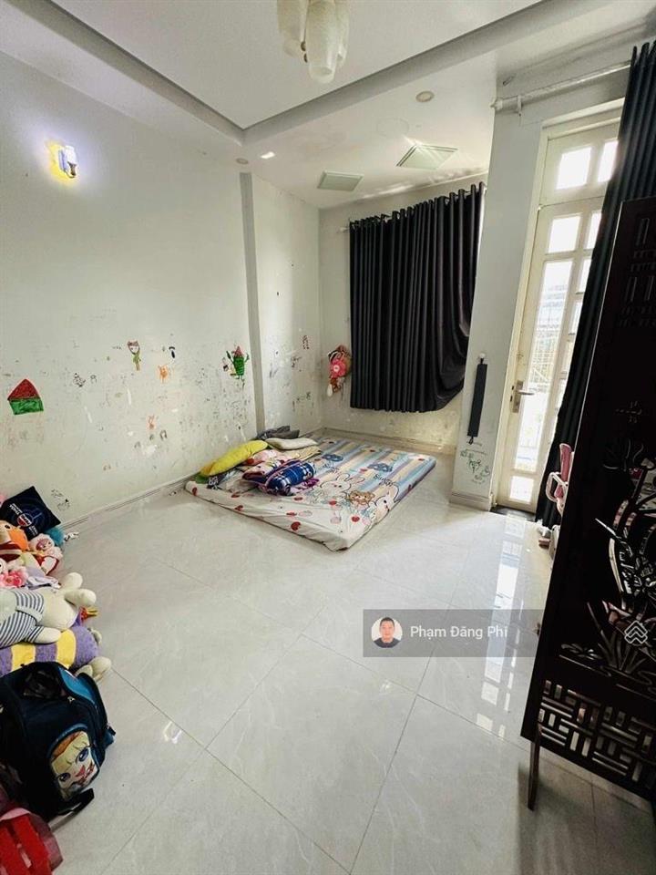 Trung tâm gò vấp  sát hẻm xe hơi  ngang chuẩn 4m  sổ nở hậu tài lộc  khu xây dựng cao tầng.