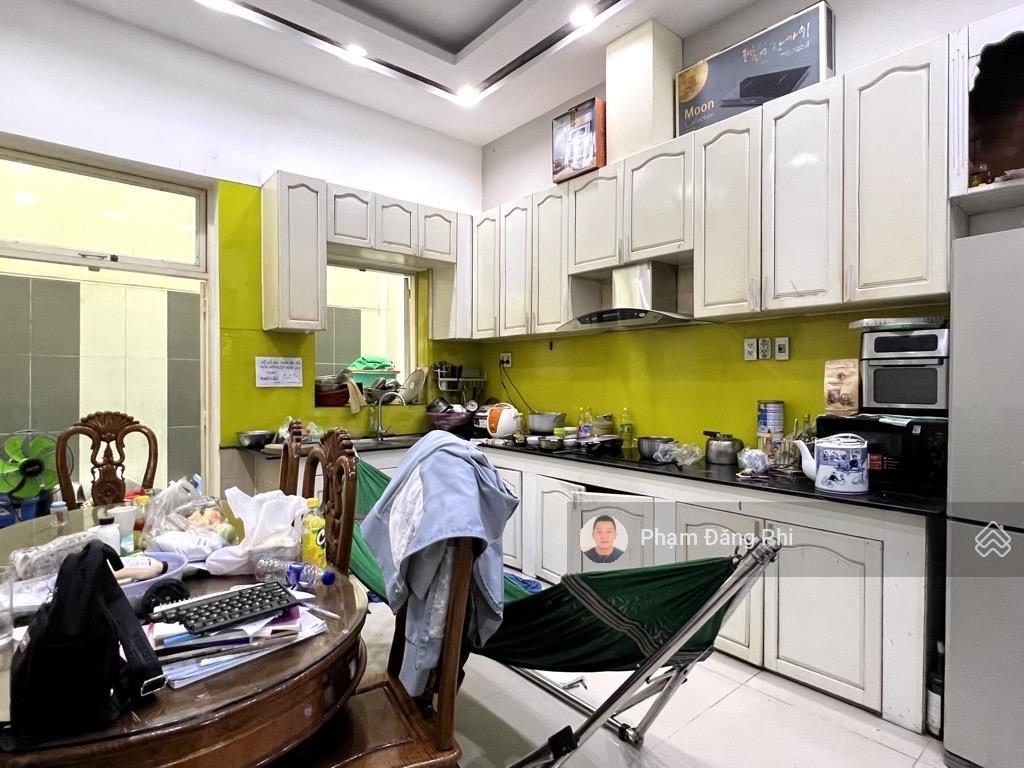 Gấp bán trước tết  hẻm ô tô thông  vừa ở vừa kinh doanh  thương lượng chính chủ.