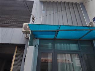 Căn hộ dịch vụ 5 tầng  8pn  có thể cải tạo thêm 2 phòng  ngang lớn 6m  70m2  giá tốt.