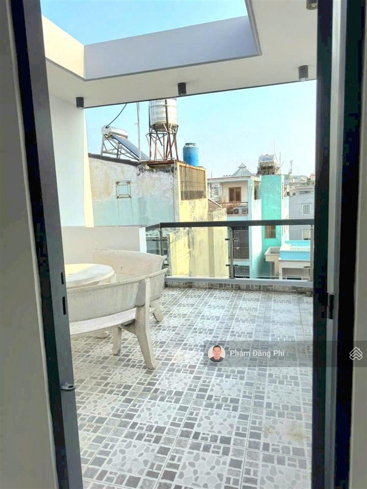 Nhà thiết kế tân cổ điển  mới đẹp  hẻm nhựa ô tô  khu riêng biệt chỉ 6 căn.