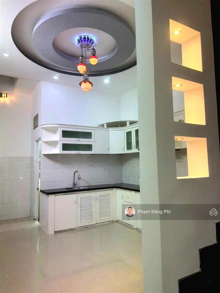 Nhà thiết kế tân cổ điển  mới đẹp  hẻm nhựa ô tô  khu riêng biệt chỉ 6 căn.