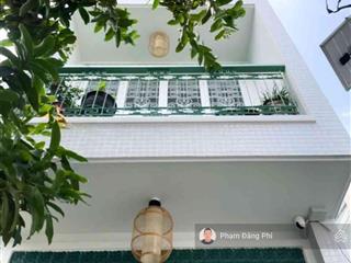 Nhà 2 mặt hẻm ô tô thông thoáng  xây ở 4 tầng kiên cố  ngay chợ bà chiểu  bv gia định.