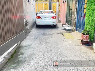 Nhà lô góc  3 mặt hẻm nhựa thông thoáng  ngay bệnh viện 175, công viên gia định, sân bay tsn.