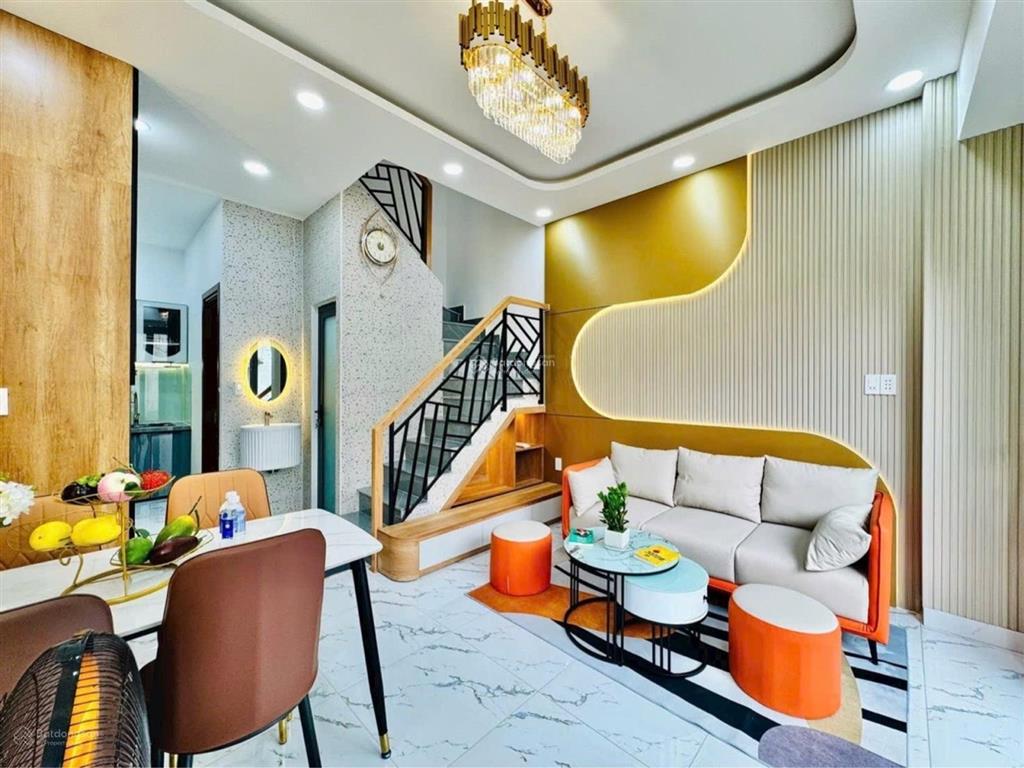 Trục đường phạm văn đồng  gần công viên gia định, bệnh viện 175, sân bay tân sơn nhất