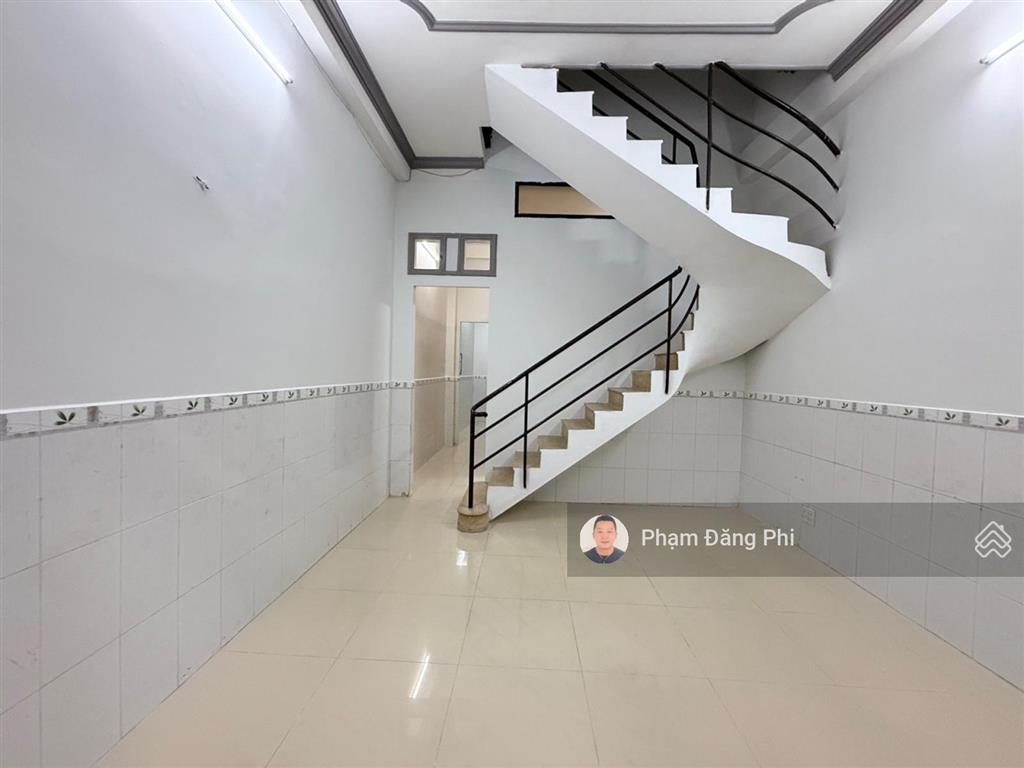Hẻm ô tô thông thoáng  khu đồng bộ ngay đại học văn lang  hiếm nhà bán  60m²