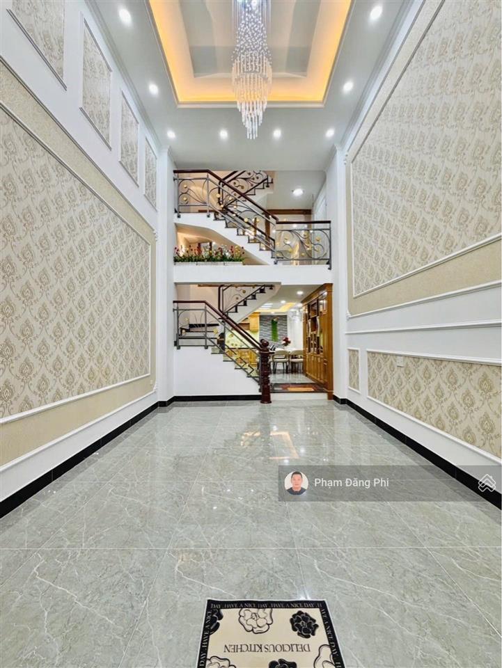 Nhà đẹp mới xây  giá tốt  hẻm nhựa ô tô thông thoáng  vị trí trung tâm  sát quang trung  60m2.