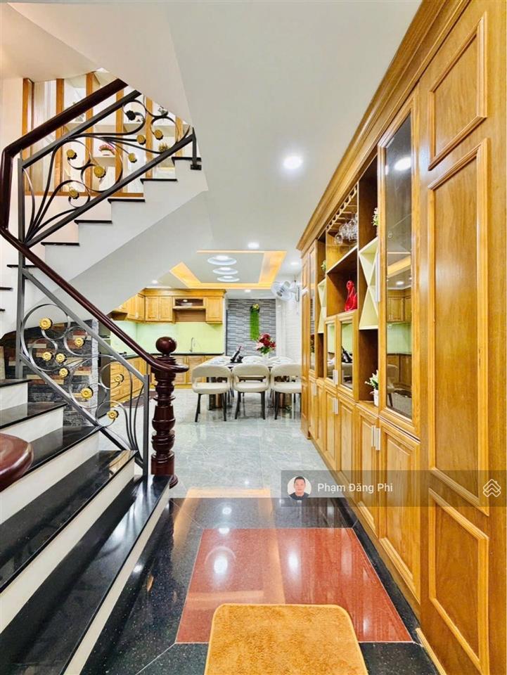 Nhà đẹp mới xây  giá tốt  hẻm nhựa ô tô thông thoáng  vị trí trung tâm  sát quang trung  60m2.