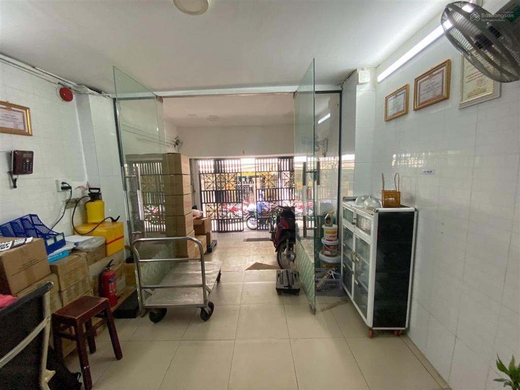 Hẻm ô tô  vị trí rất đẹp  tiềm năng tăng giá mạnh trong 2 năm  thuận tiện xây mới chdv  90,4m2