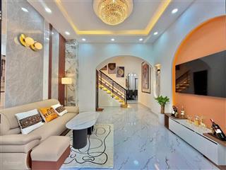 Nhà mới  4 tầng, sân thượng btct  tặng full nội thất cao cấp  có phòng ngủ trệt.