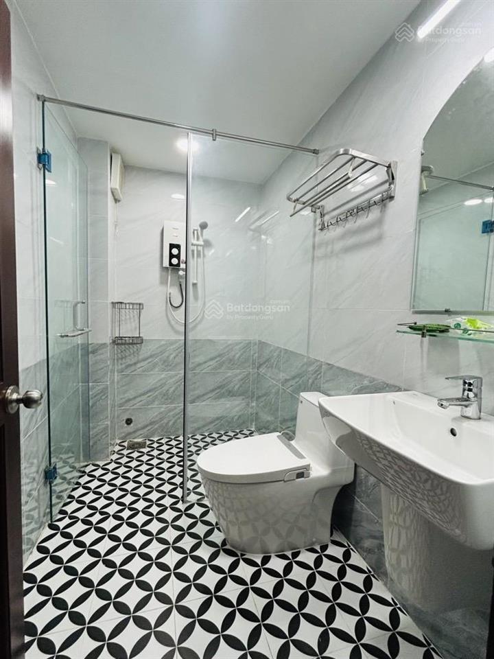 P. tân hưng, hoàng trọng mậu q7, nhà mới 4 tầng, xe hơi ngủ trong nhà, dt 4.2m x 15m, chỉ nhỉnh 11