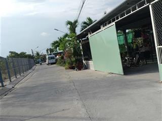 Gò đen bến lức, cho thuê mặt bằng kd + kho giá rẻ, dt 7m x 28m, đường xe tải chạy, giá 5 tr/tháng