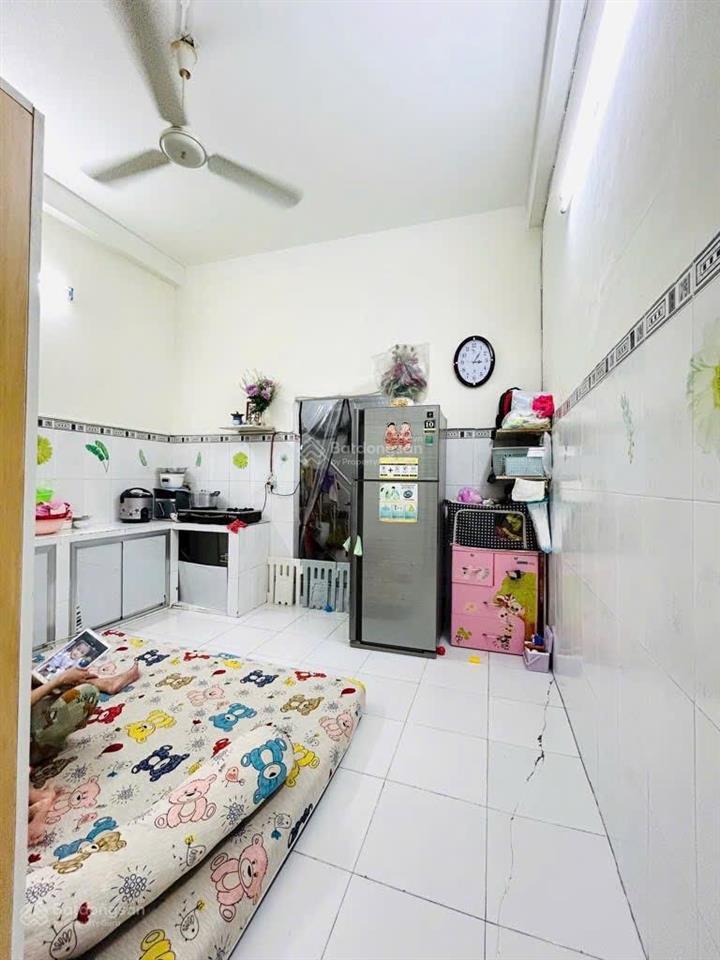 Bùi văn ba quận 7, nhà 1 sẹc, 2 tầng 4pn, hẻm 4m thông  dt 4.2m x 15m, 65m2, chỉ 6.6 tỷ tl