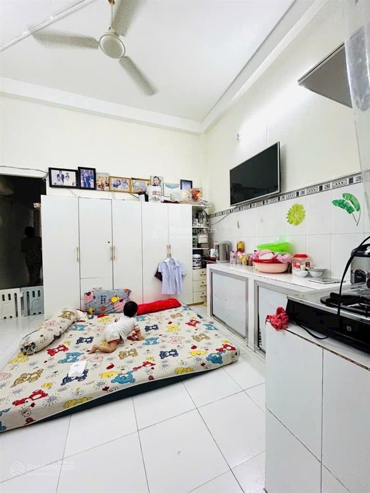 Bùi văn ba quận 7, nhà 1 sẹc, 2 tầng 4pn, hẻm 4m thông  dt 4.2m x 15m, 65m2, chỉ 6.6 tỷ tl