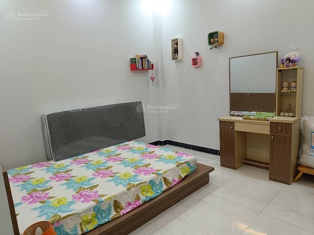 Chỉ 13.8 tỷ có nhà mặt tiền đường số p. tân quy q7  dt 4x23m, đường nhựa 12m lề 3m