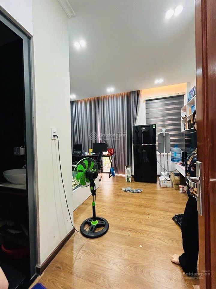 Chỉ 13 tỷ nhỉnh, nhà 5 tầng khu kiểu đàm q7, có hầm, nhựa 7m xe hơi tránh, dt 5x15m, dòng tiền 30tr