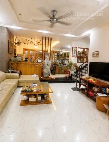 Biệt thự 3 tầng 4pn, gara ôtô, ngang 4.6m nở hậu 7.2x28m, 156m2, đường nhựa 8m, ngay lý phục man q7