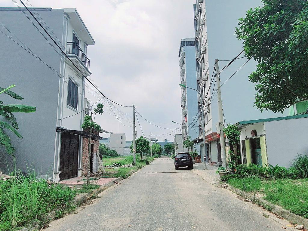 BÁN ĐẤT TẠI KHU TĐC BẮC PHÚ CÁT, HÒA LẠC, HÀ NỘI. DT 200M2 - SHR - 15,5 TỶ. LH:0904684777