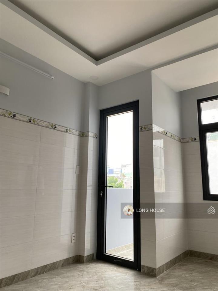 Nhà 5 tầng 46m2 mặt tiền vũ tùng vị trí kinh doanh đắc địa.