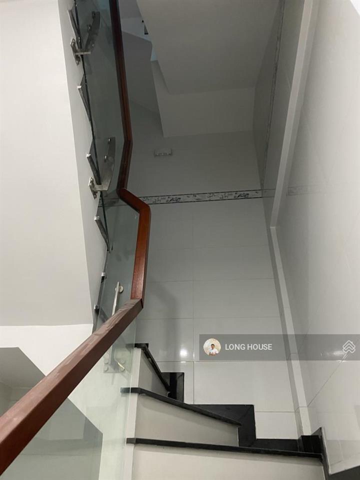 Nhà 5 tầng 46m2 mặt tiền vũ tùng vị trí kinh doanh đắc địa.