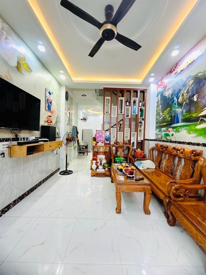 Nhà đẹp 4 tầng  hẻm oto gần mặt tiền ngay góc lê quang định  nguyễn văn đậu