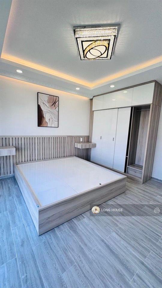 Khu vip ngay mặt tiền nguyễn thị huỳnh  nguyễn văn trỗi  nhà 5 tầng, 50m2 xây mới, hẻm oto