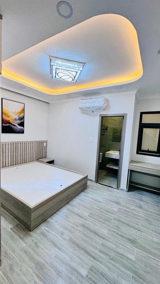 Khu vip ngay mặt tiền nguyễn thị huỳnh  nguyễn văn trỗi  nhà 5 tầng, 50m2 xây mới, hẻm oto