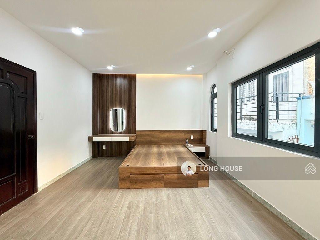 Nhà 4 tầng, 52m2  4 phòng ngủ lớn  khu vip hồ biểu chánh  nguyễn văn trỗi
