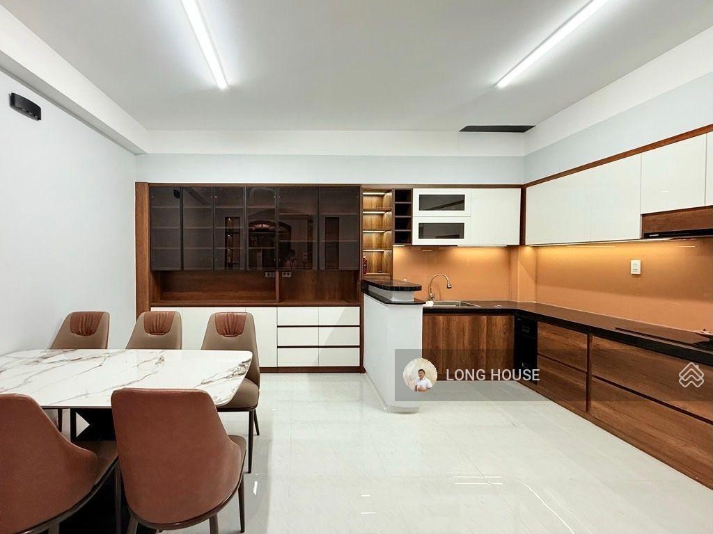 Nhà 4 tầng, 52m2  4 phòng ngủ lớn  khu vip hồ biểu chánh  nguyễn văn trỗi