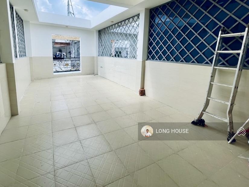 Nhà 5 tầng 3 phòng ngủ lớn hẻm oto khu phân lô đồng bộ gần học viện cán bộ chu văn an