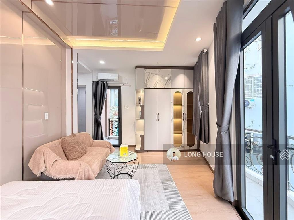 Nhà 5 tầng gần 40m2 4 phòng master nội thất luxury cách 1 căn ra mặt tiền hoa cau