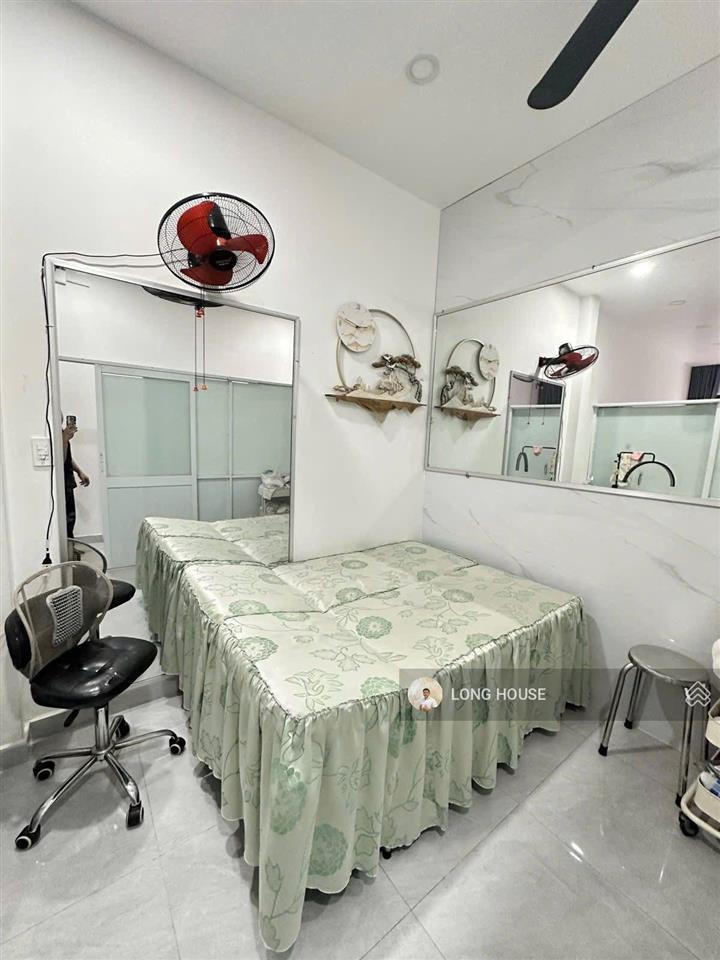 Giá tốt!!! nhà 58m2, sổ vuông, hẻm oto  lê văn sỹ ngay huỳnh văn bánh.
