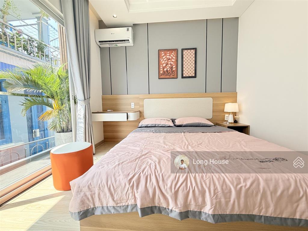 Nhà 4 tầng, 50m2, 4 phòng ngủ p.1 phú nhuận ngay phan đình phùng  phan xích long