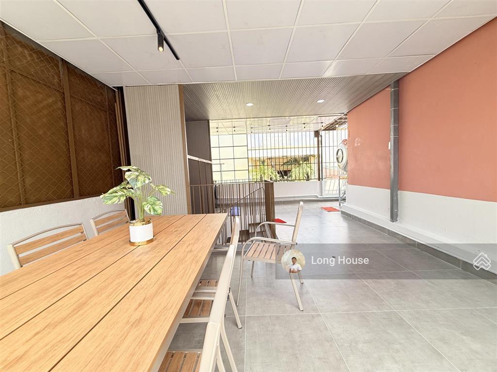 Nhà 4 tầng, 50m2, 4 phòng ngủ p.1 phú nhuận ngay phan đình phùng  phan xích long