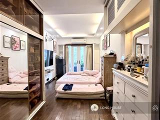 Nhà 5 tầng 70m2, oto quay đầu gần nhà, đi bộ 5 tới cầu bông  qua q.1