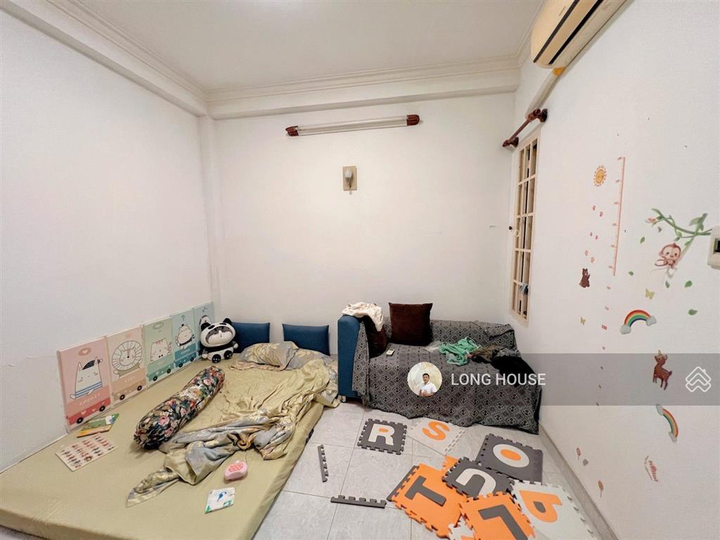 Nhà 4 tầng 57m², sổ vuông  hẻm oto  oto vào nhà p. 1 phú nhuận