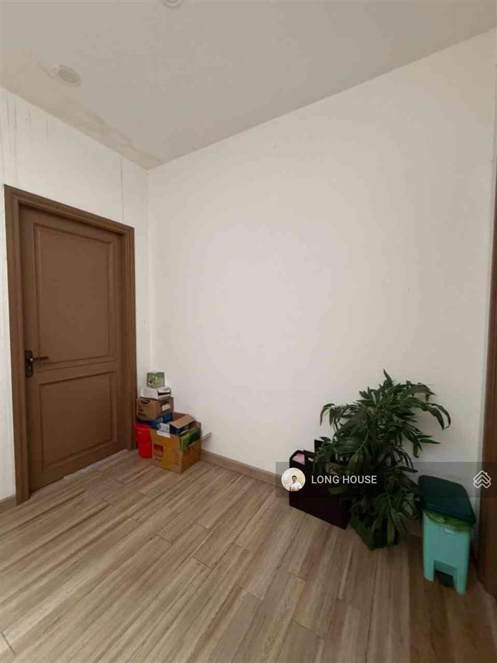 Nhà mặt tiền  5 tầng 65m²  trường sa ngay cầu kiệu  vừa ở vừa kinh doanh