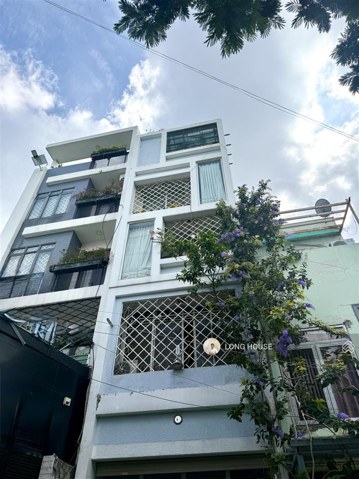 Nhà mặt tiền  5 tầng 65m²  trường sa ngay cầu kiệu  vừa ở vừa kinh doanh