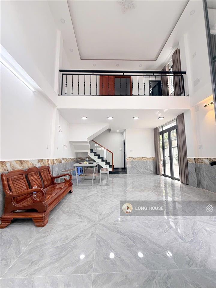 Nhà 5 tầng xây mới  căn góc hẻm 6m, xe tải thông  ngay huỳnh văn bánh  lê văn sỹ