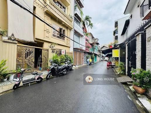 Hẻm oto 6m, 6m x 12.8m, sổ vuông a4, khu phân lô ngay thích quảng đức  phan đăng lưu.