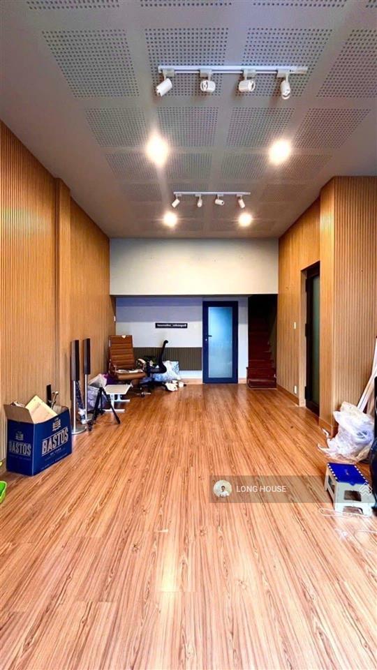 Nhà 5 tầng hẻm 1 trục gần mặt tiền ngay p. 21 bình thạnh cũ. sát bên q. 1
