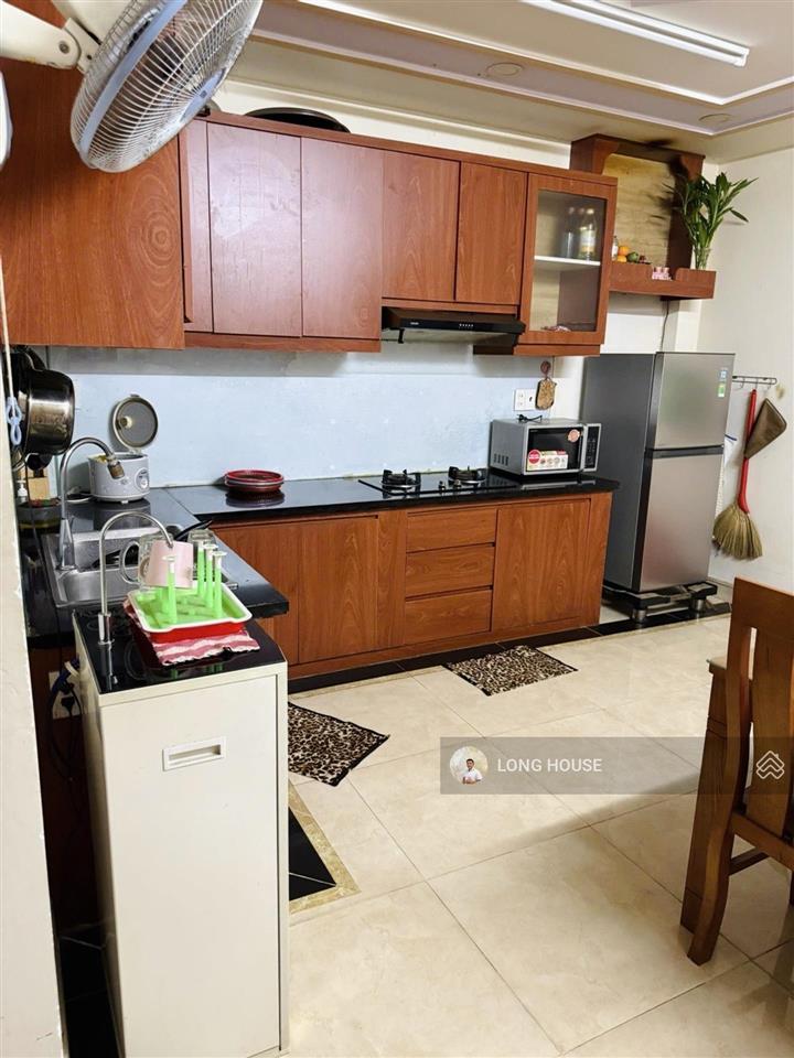 Nhà đẹp 5 tầng, 51.2m²  5 phòng ngủ, hẻm ô tô ngay nguyễn văn đậu  hoàng hoa thám