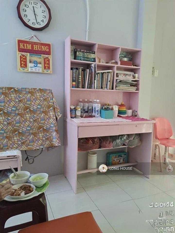 Nhà 4 tầng  khu vip sân bay, hẻm ô tô gần trường sơn