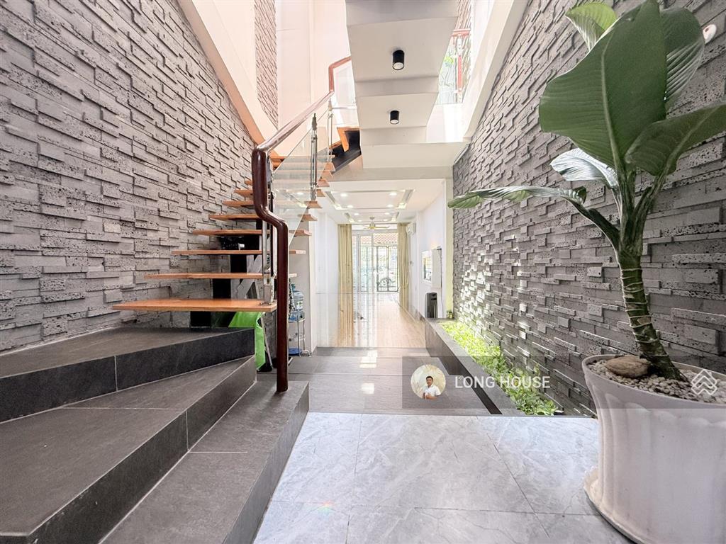 Nhà đẹp 62m2, hẻm oto 6m lê văn sỹ. khu tiện nghi đáng sống